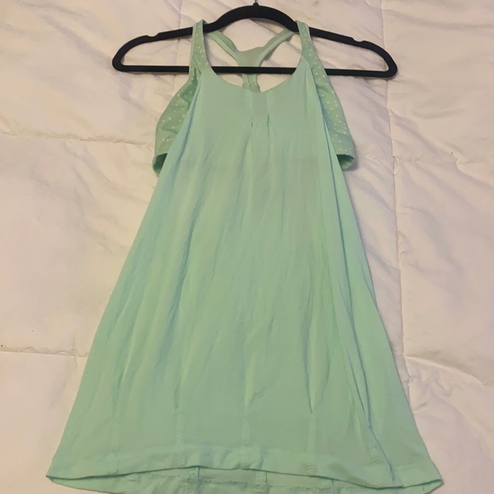 Lululemon top with built in bra